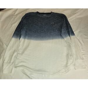 Hollister Men's Large long-sleeved shirt